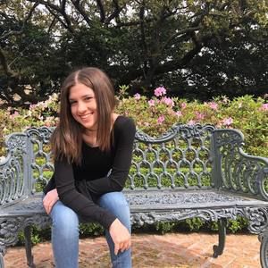 Meet your Posher, Stephanie